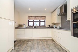 Photo 19- click for photo gallery